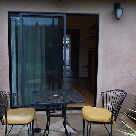 Cambria Palms Motel Экстерьер фото